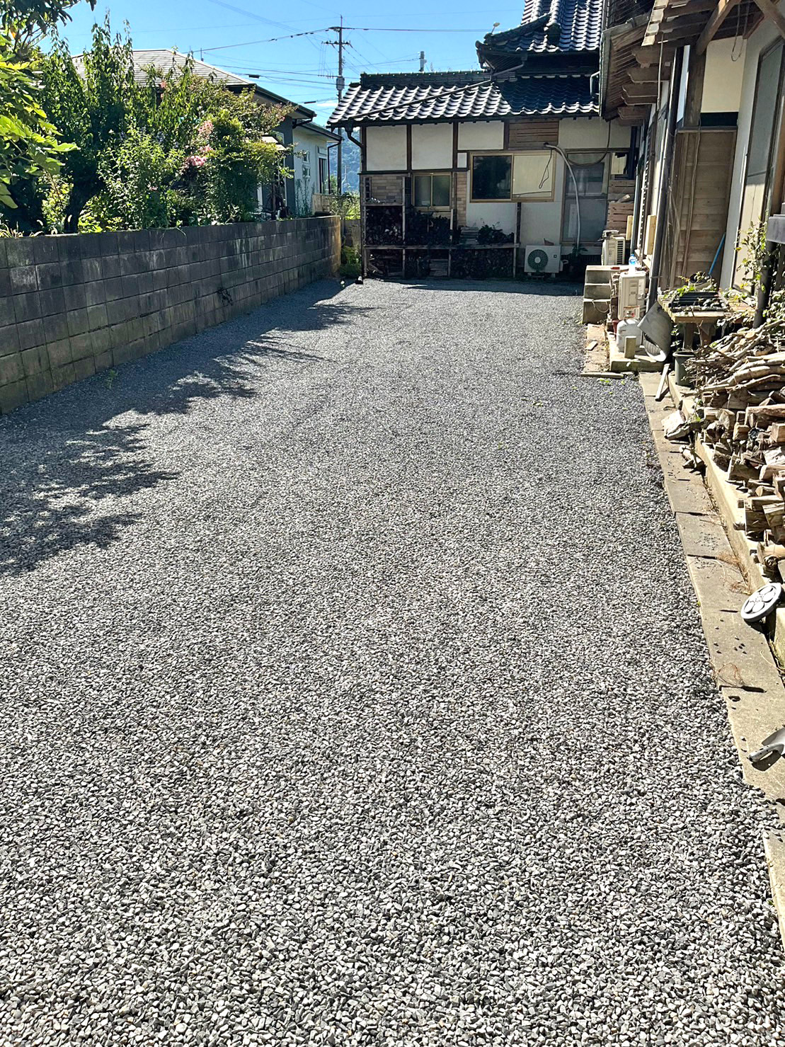 除草剤を使わない裏庭の雑草対策！